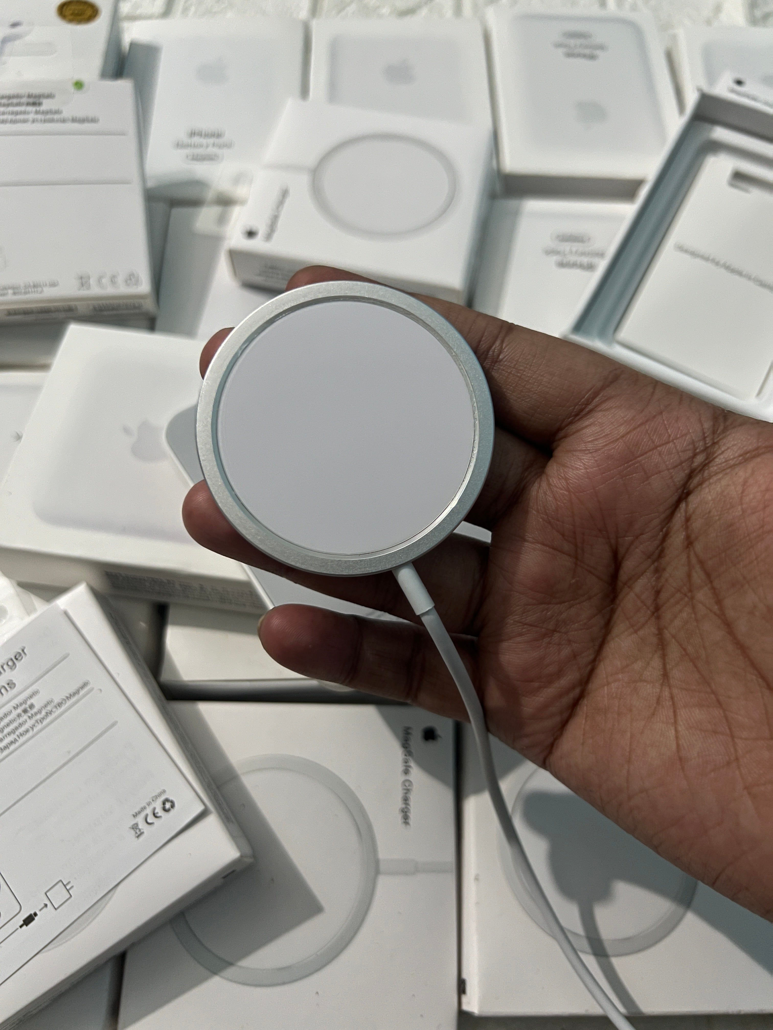 MagSafe Battery Pack | FREE  MagSafe Charger (With 6 Months Warranty)