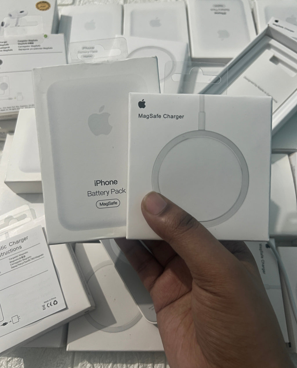 MagSafe Battery Pack | FREE  MagSafe Charger (With 6 Months Warranty)