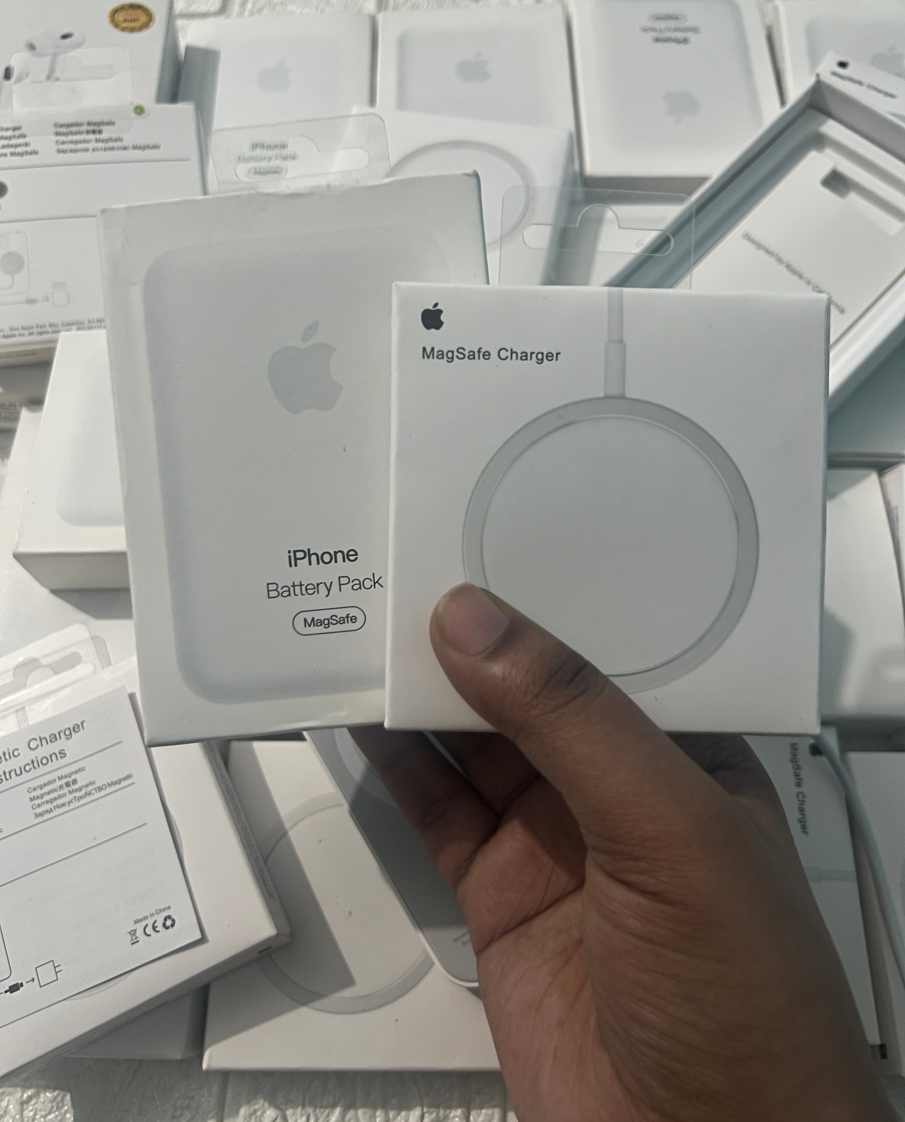 MagSafe Battery Pack | FREE  MagSafe Charger (With 6 Months Warranty)